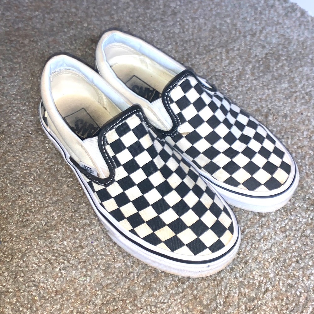 checkerboard vans